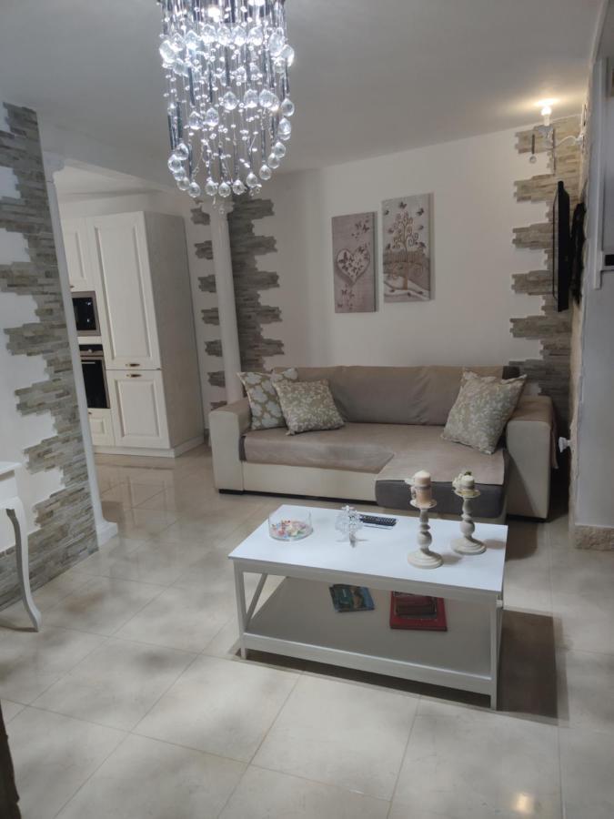 Вилла La Casa Delle Rose 1 Giba Экстерьер фото